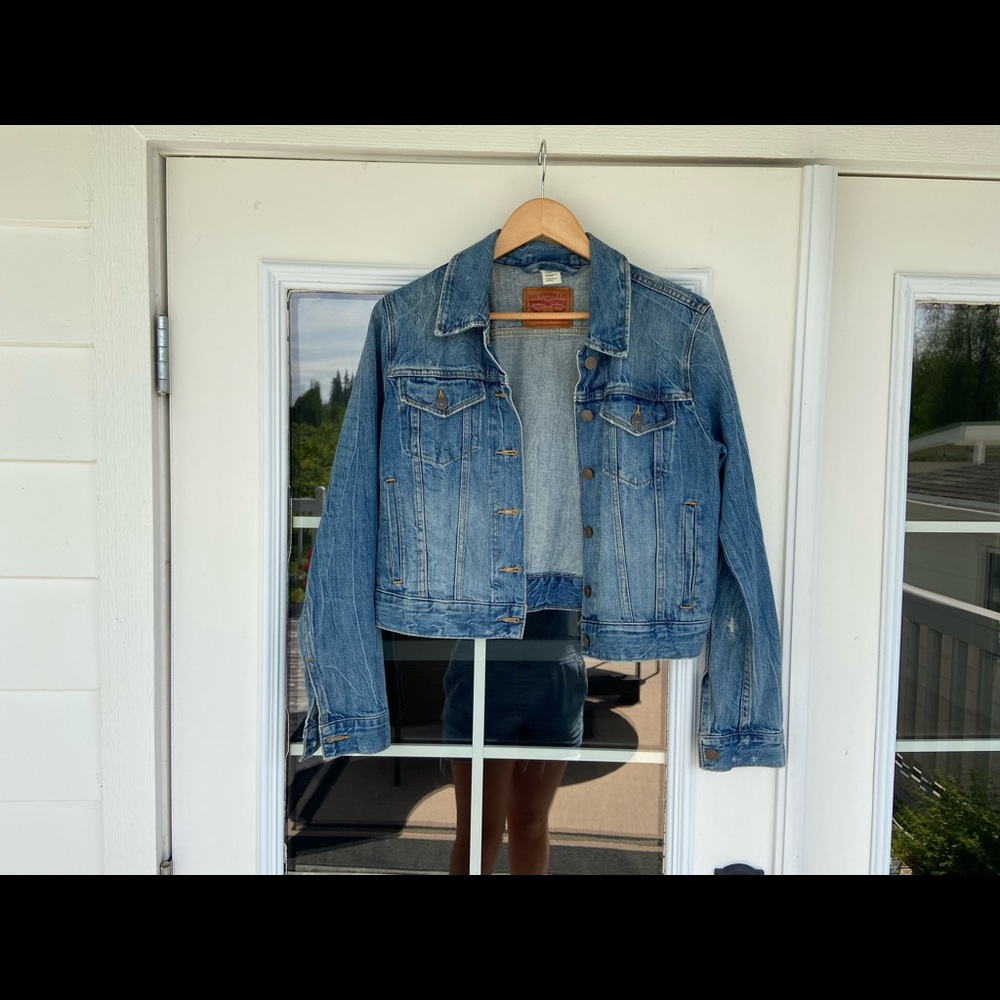 Levi Jean jacket - Picture 2 of 8